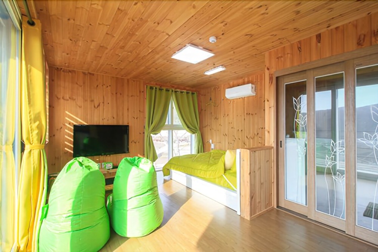 Guest rooms