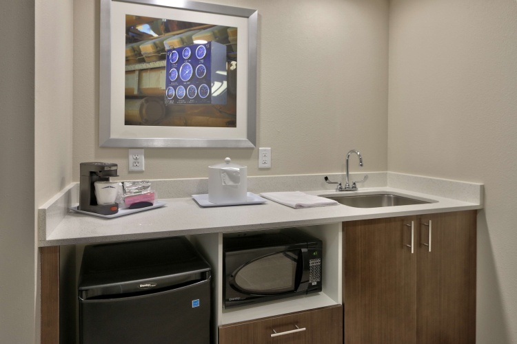 Hampton Inn & Suites Artesia, NM photo 27