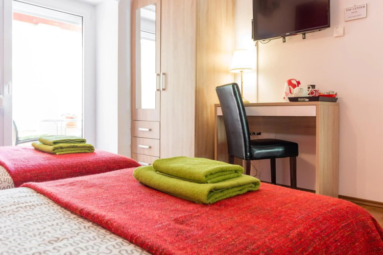 Top Center Apartment