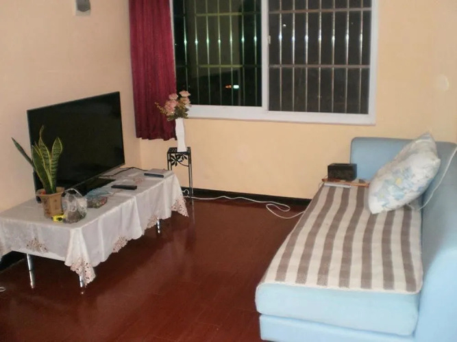 Huayi Youth Hostel