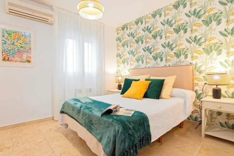 Genteel Home Martinez Campos