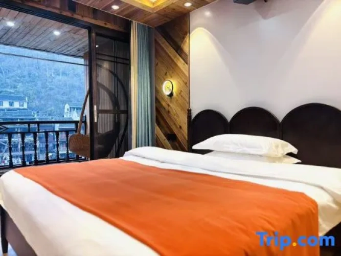 Superior Double room with balcony