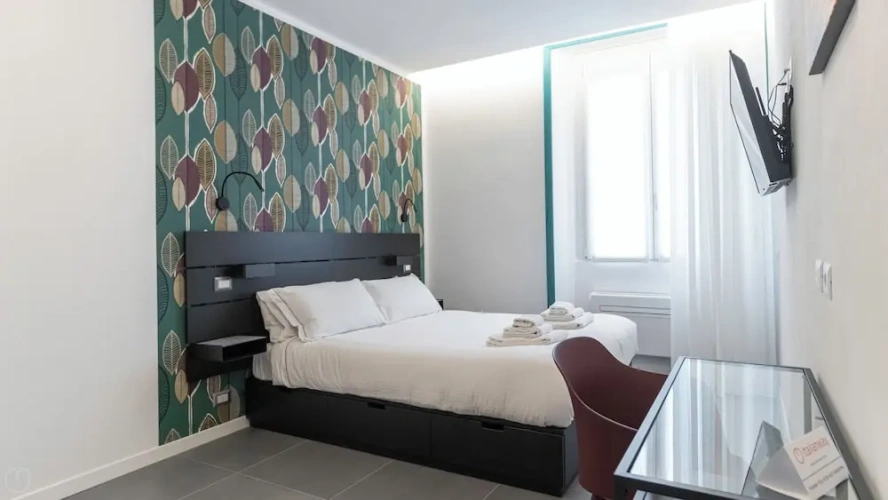 2 Bedrooms Apartment