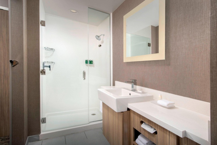 Double Suite with harbour view