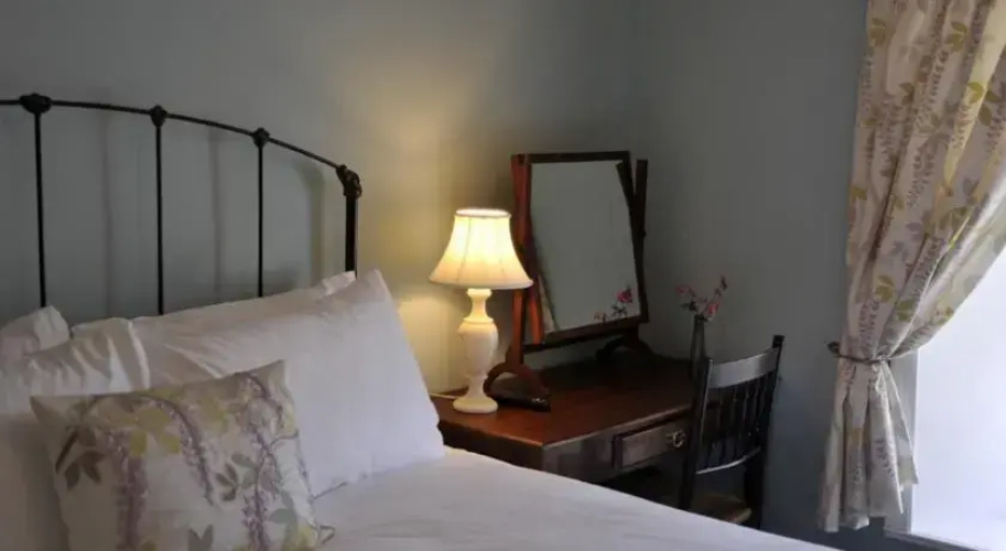 Wisteria House B&B