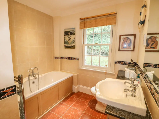 Lebrel Lodge, Seaview