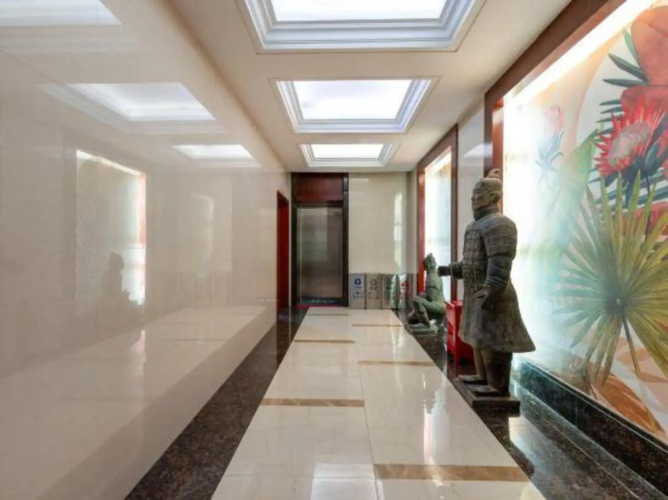 He Yuyue   Hotel