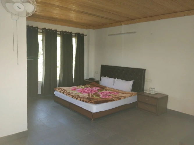 Royal Cottage