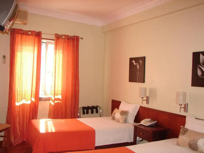 Hotel Santa Barbara