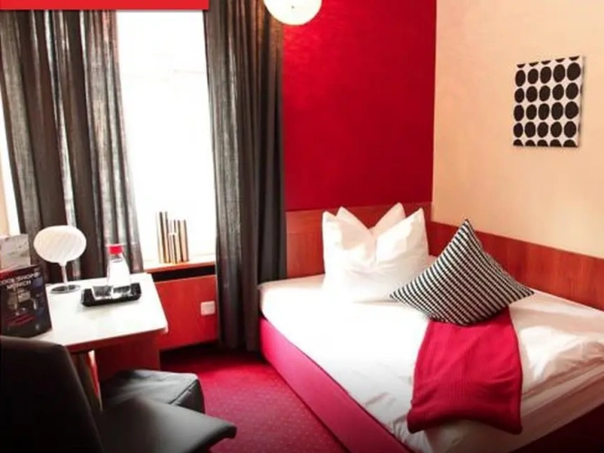 Standard Quintuple room