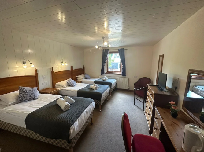 OYO Mackays Travel Lodge Hotel