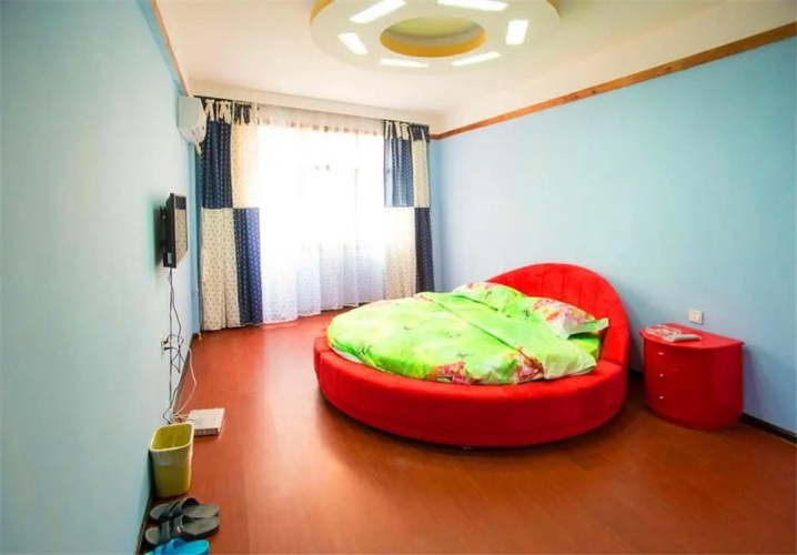 Golden Phoenix Hotel