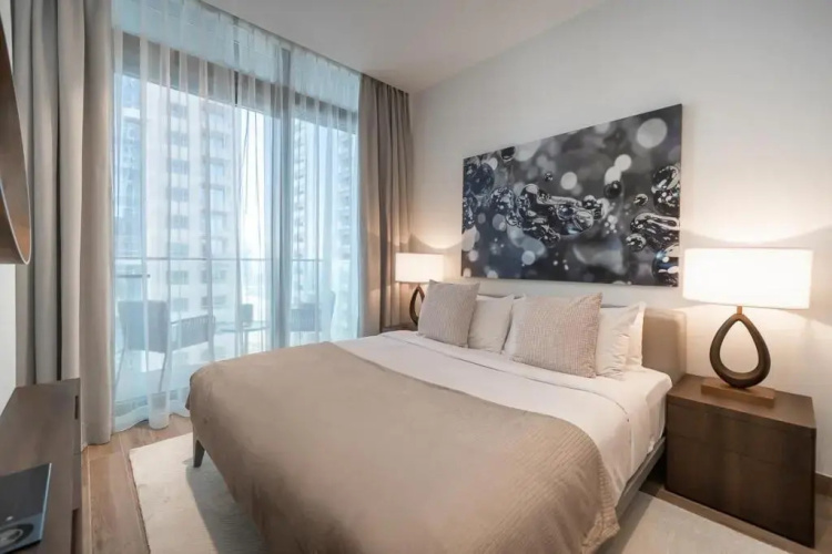 Luxurious apartment with prime location