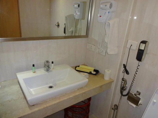 Hotel Savera