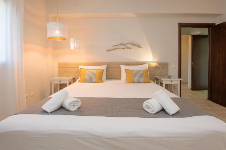 2 Bedrooms Double Attic Suite with partial sea view