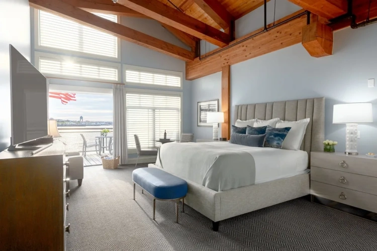 Superior Double room with balcony and with harbour view