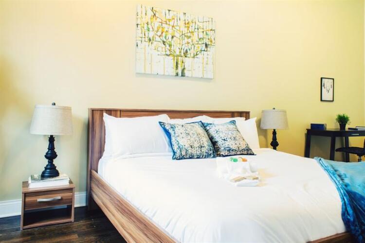 Architectural 2Br In Lincoln Park By Sonder Over view