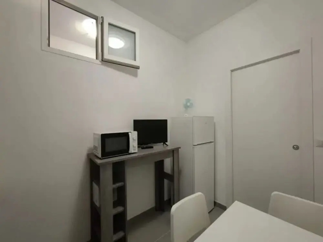 Cozy Apartment Near Alghero's Seafront