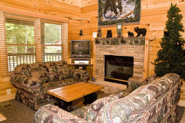 The Cubby Hole by Eagles Ridge Resort