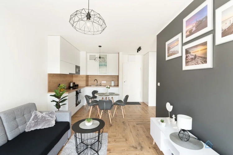 Apartment with balcony
