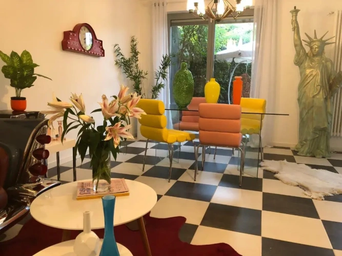 Deluxe Apartment