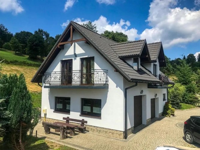 2 Bedrooms Chalet