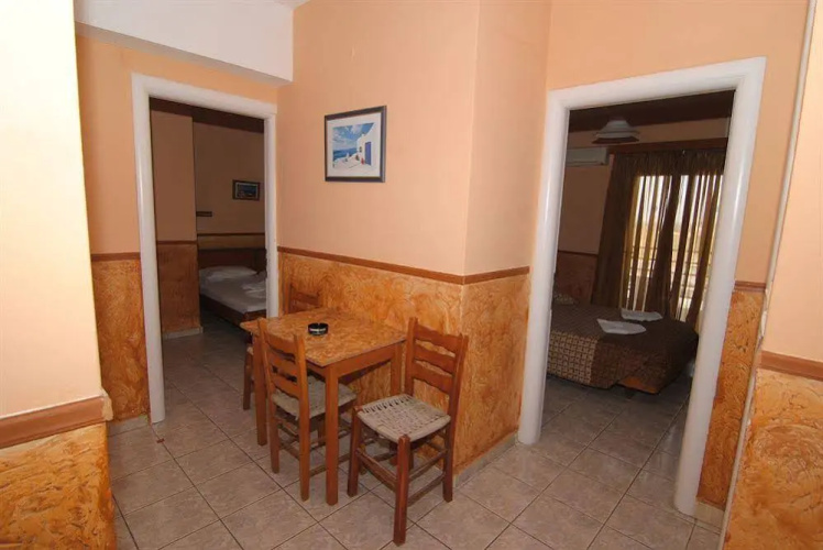 Anna Apartments