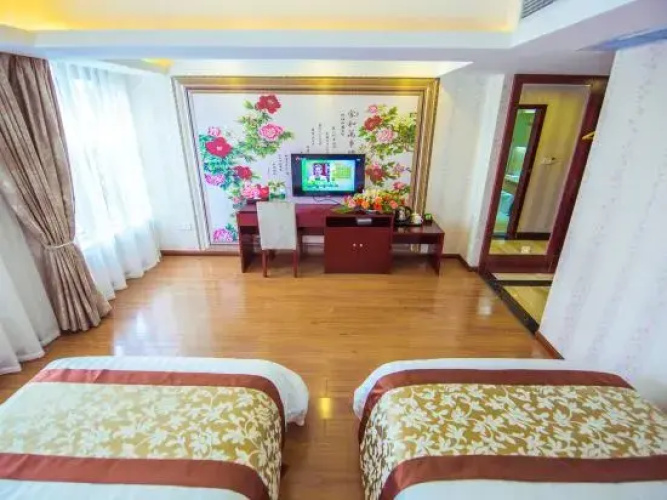 Fulong Hotel