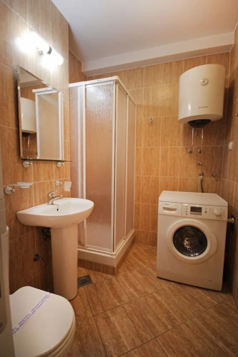 1 Bedroom Business Apartment