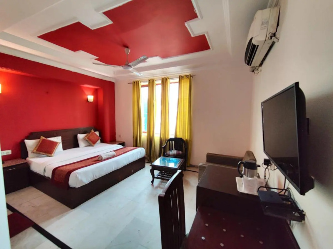 Hotel Unistar