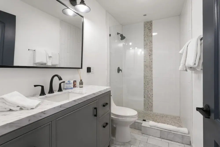 3094 Booth Falls Road 4 Bedroom Condo