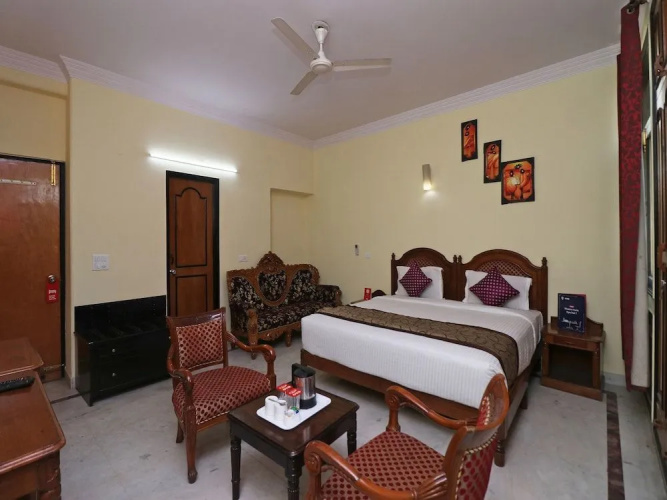 OYO 12311 Hotel Annus Holidays