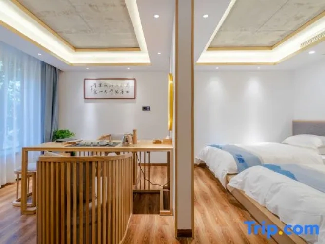 Twin Suite