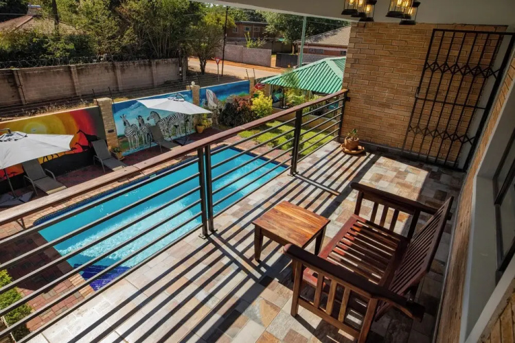 Amakhosi Hotel