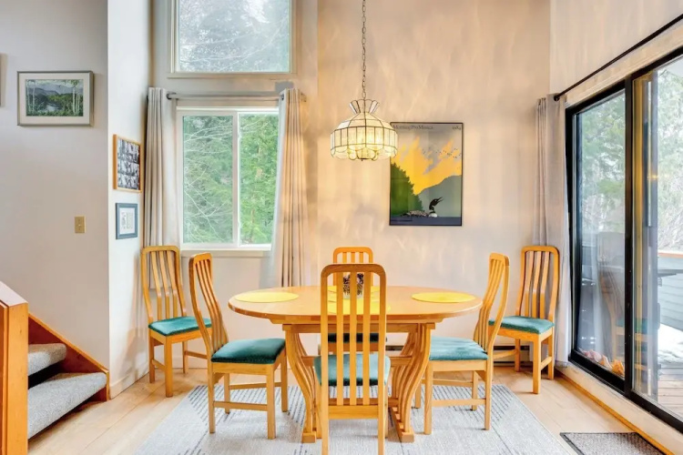 Pet-friendly Loon Mountain Condo w/ Deck + Grill!