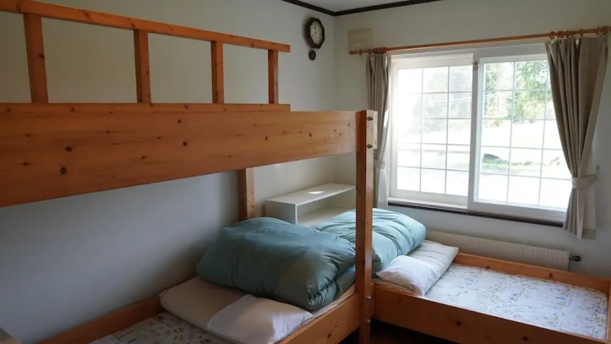 Economy Twin room with mountain view