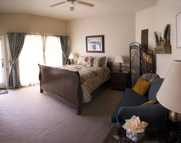 Black Bear Manor