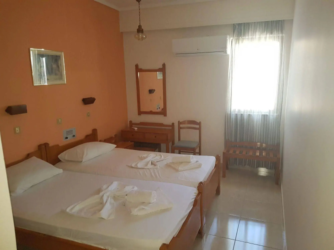 Paradise Hotel