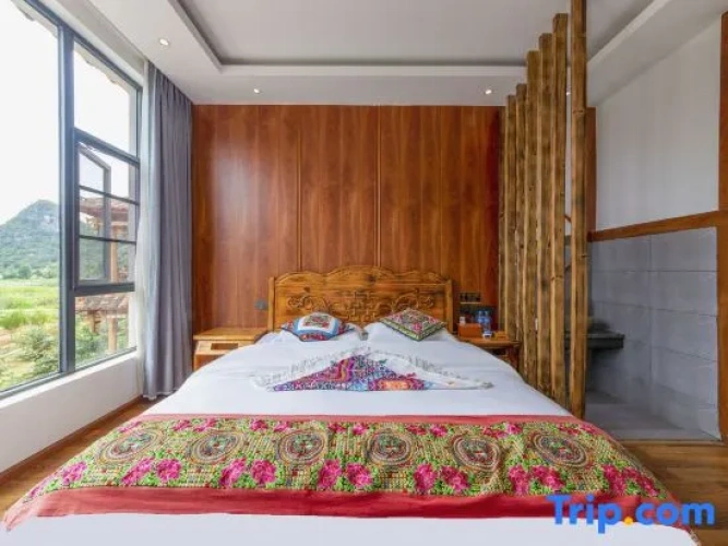 Standard Double room with view