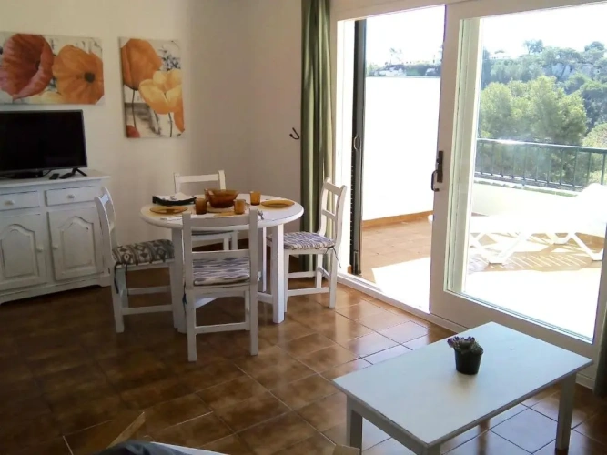 2 Bedrooms Double Apartment with sea view