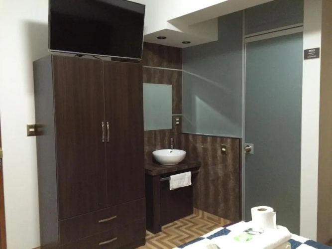 Hostal Gold Star