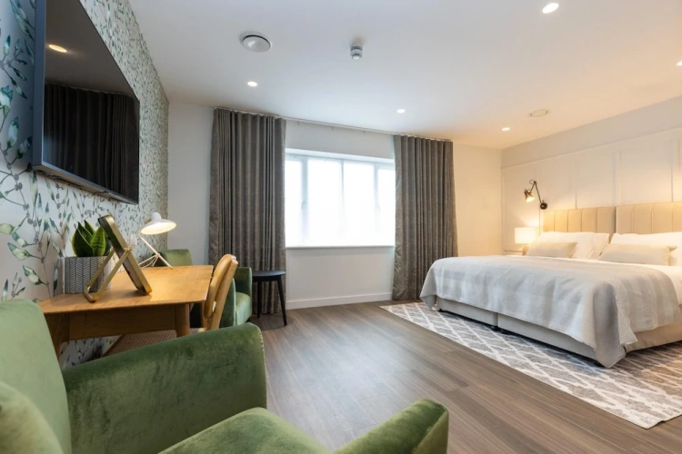 Deluxe Double room