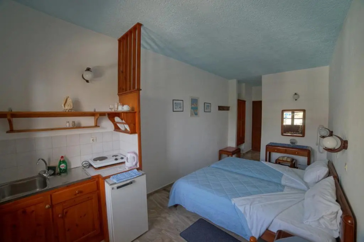 Nefeli Hotel