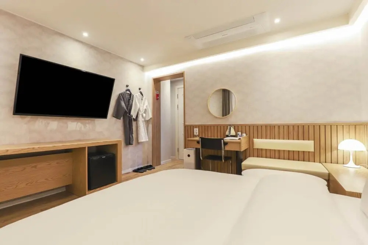 Hotel Label Ansan