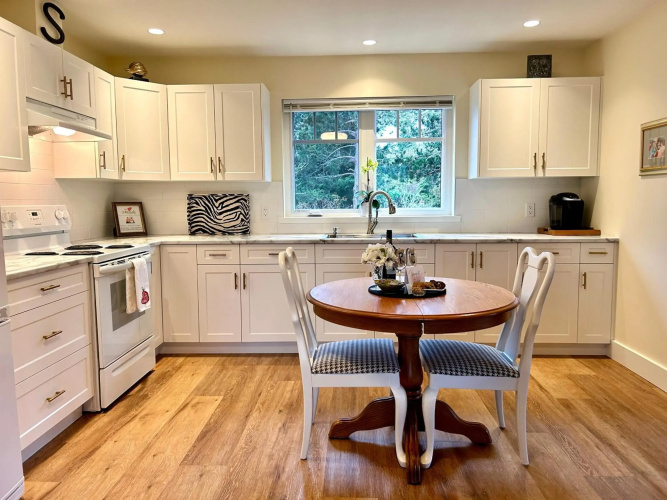 Seagull Studio Vacation Guest Suite