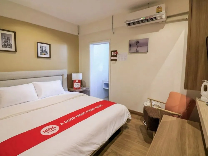 NIDA Rooms Wat Ket 46 Temple