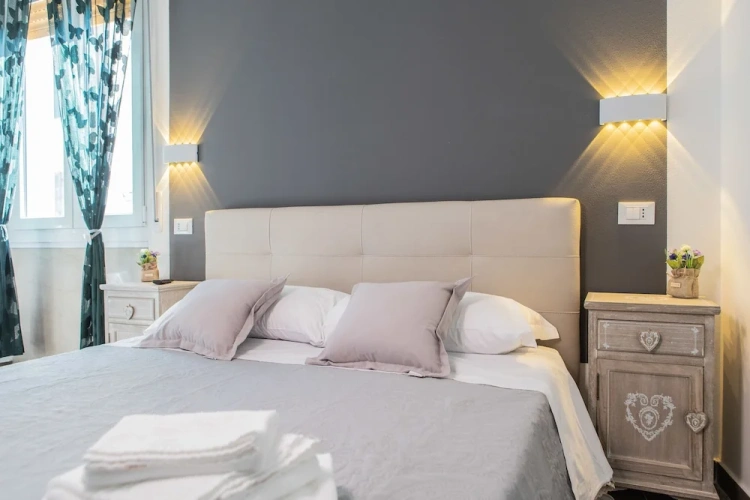Standard Triple room with balcony