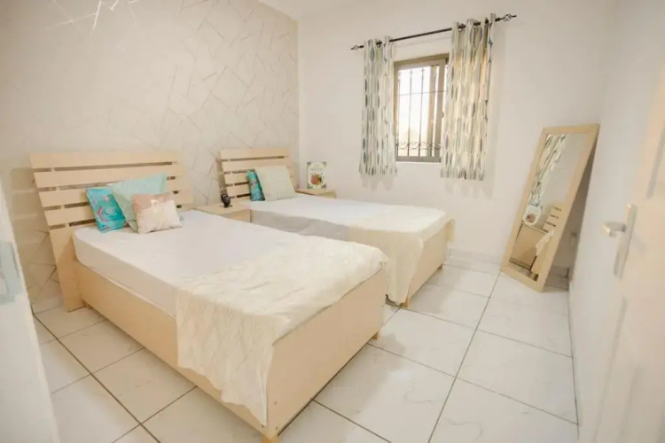 Lovely 2-bedroom duplex with pool