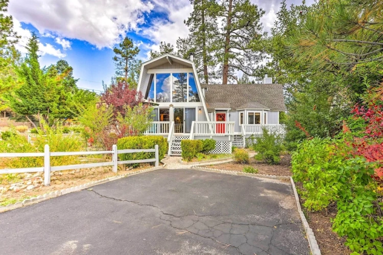 2 Bedrooms Cottage