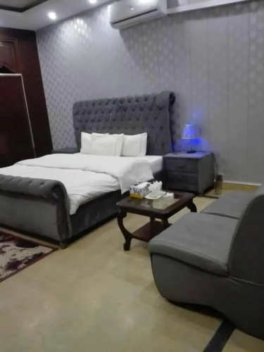 Madcrew Lodge